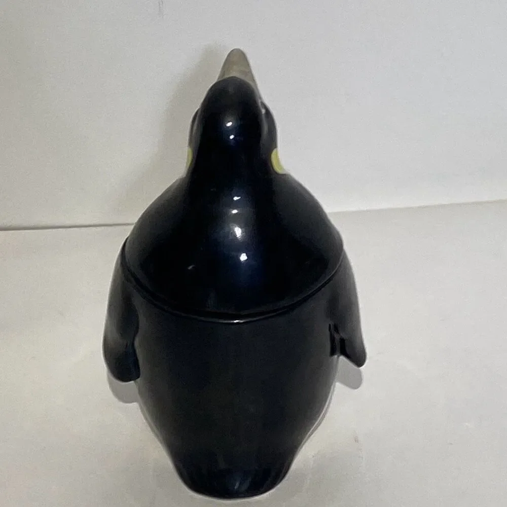 OTAGIRI Penguin Ceramic Figurine Music Trinket Box Japan Wind Up Musical‎ Vtg